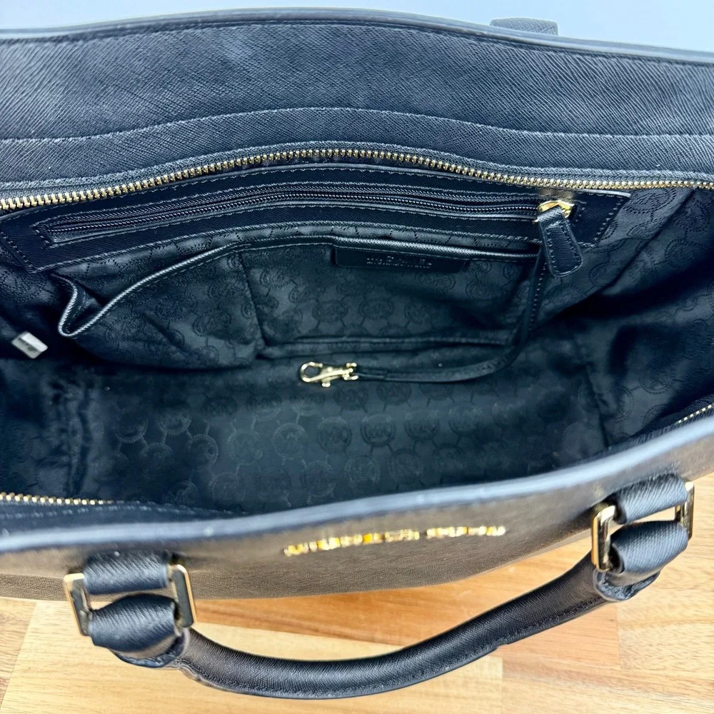 Michael Kors Selma Black Saffiano Leather Satchel Crossbody Bag Gold Hardware